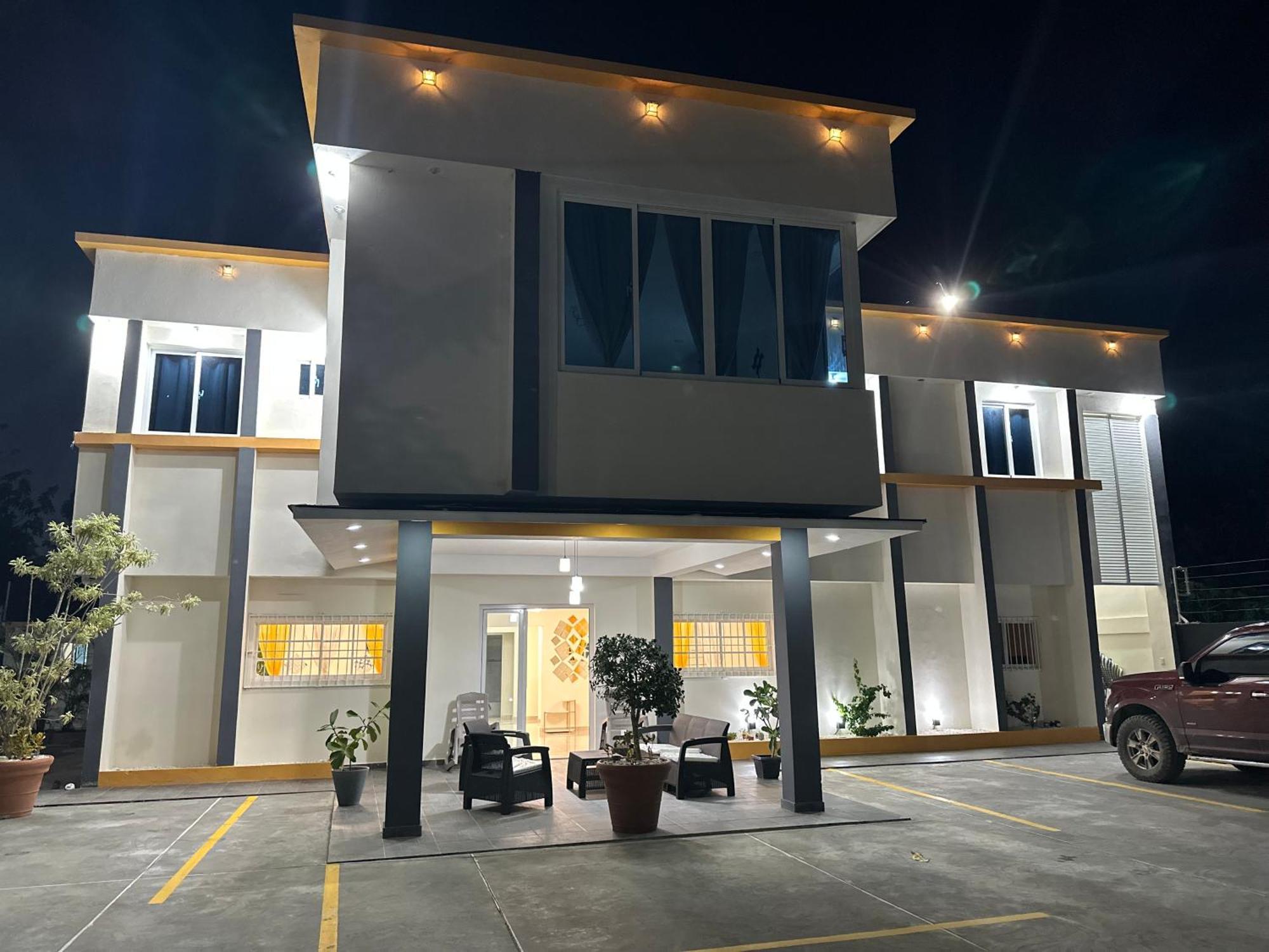 Hotel Mi Dulce Amanecer Pyr Нагуа Екстер'єр фото